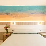 Maredona Hotel