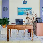 Maredona Hotel