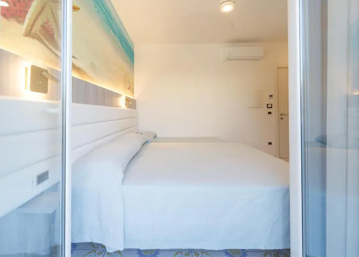 Maredona Hotel