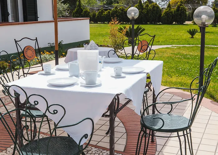 Maredona Hotel