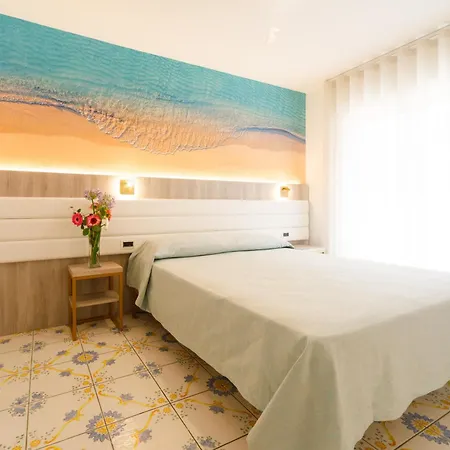 Maredona Hotel 3*