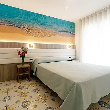 Maredona 3*