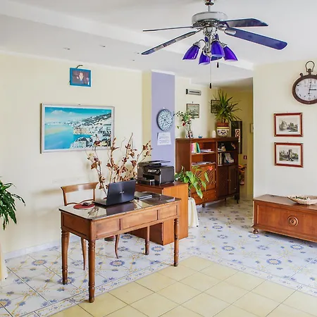 Maredona Hotel